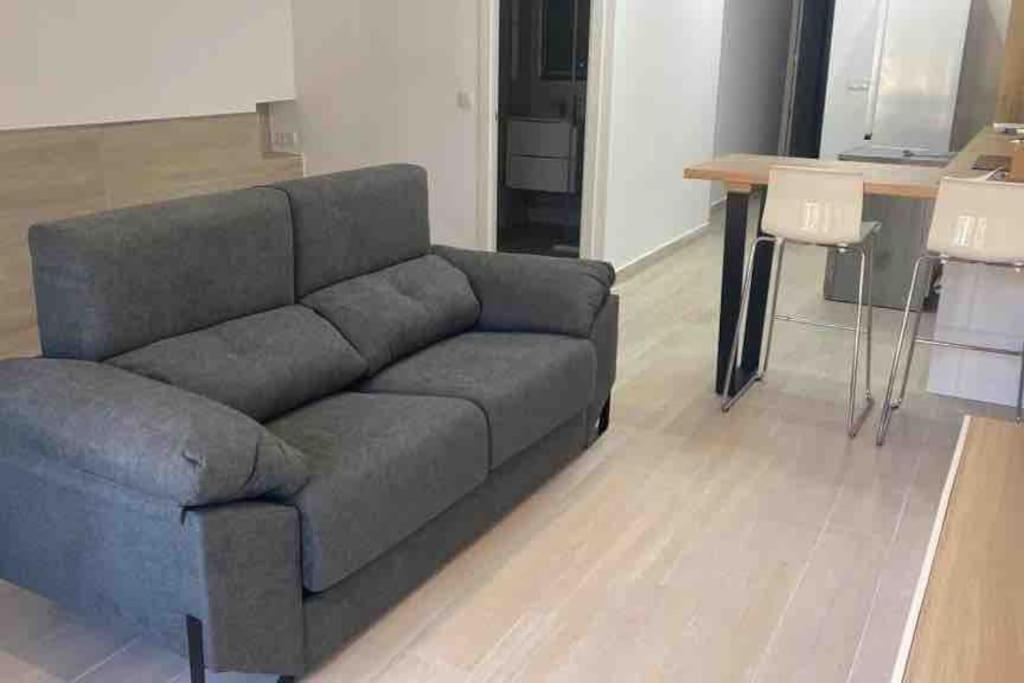 Planta Baja Moderna Y Nueva A Estrenar En El Centro Ciudad 2 Habitaciones Y 2 Banos Elx Zewnętrze zdjęcie
