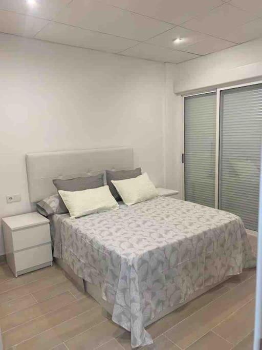 Planta Baja Moderna Y Nueva A Estrenar En El Centro Ciudad 2 Habitaciones Y 2 Banos Elx Zewnętrze zdjęcie